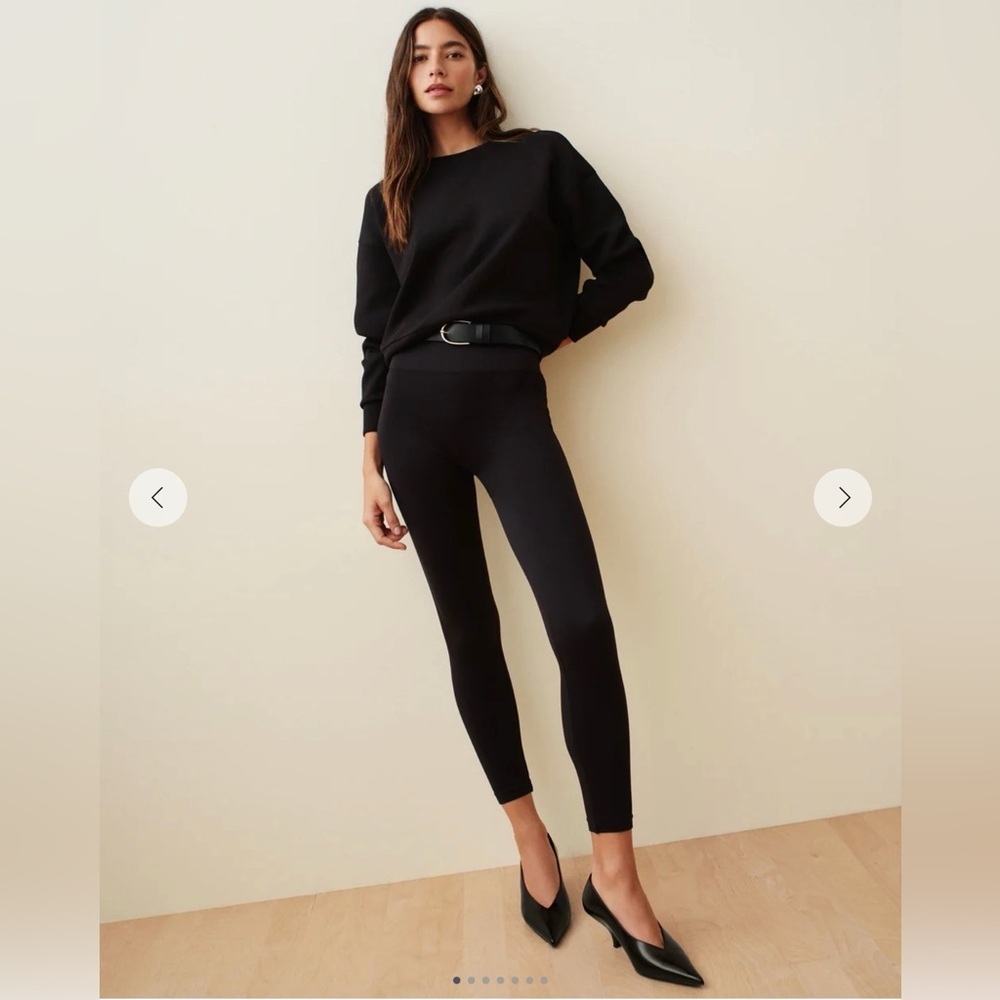 SPANXShape Black Ribbed Knit Leggings Small
